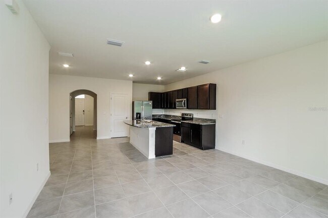 Building Photo - 13671 NW 9th Rd