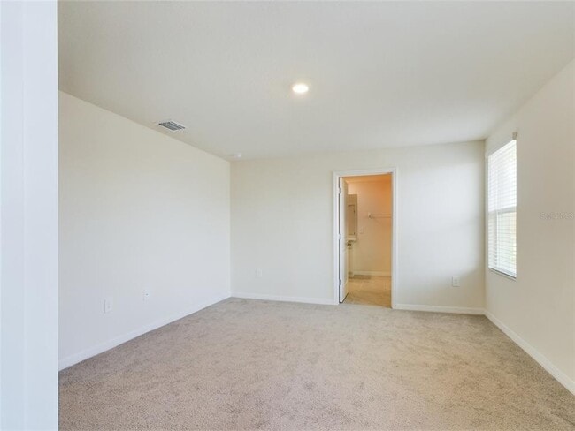Building Photo - 8626 SW 46th Ave
