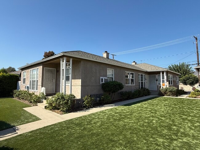 Building Photo - 1213 W Victory Blvd