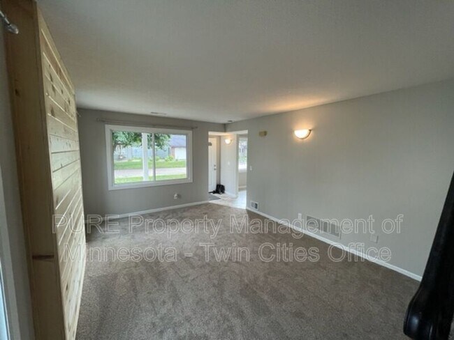 Building Photo - 9276 Indian Blvd S