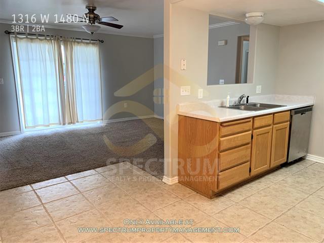 Building Photo - No Deposit Option! 3 Bd/2 Ba Condo for Ren...