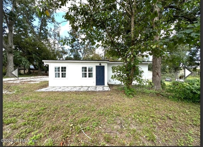 Building Photo - 8054 Graff Ln