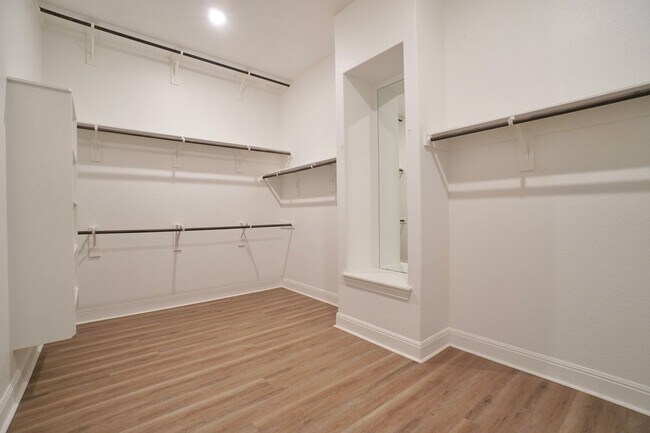 Building Photo - 18116 Leccion Dr