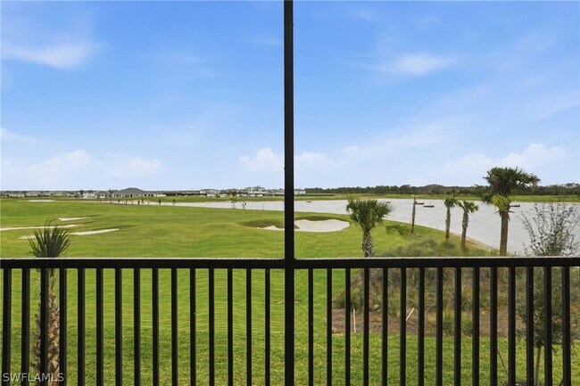 Building Photo - 15345 Grn Acrs Ave