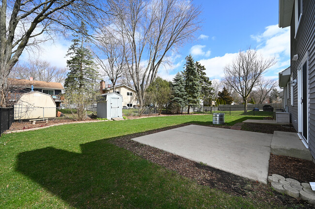 Building Photo - 744 Concord Dr