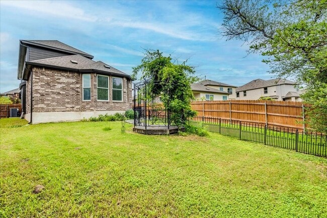 Building Photo - 8008 Prairie Rye Dr