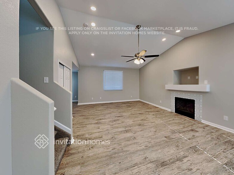 Building Photo - 1270 Lords Hill Dr