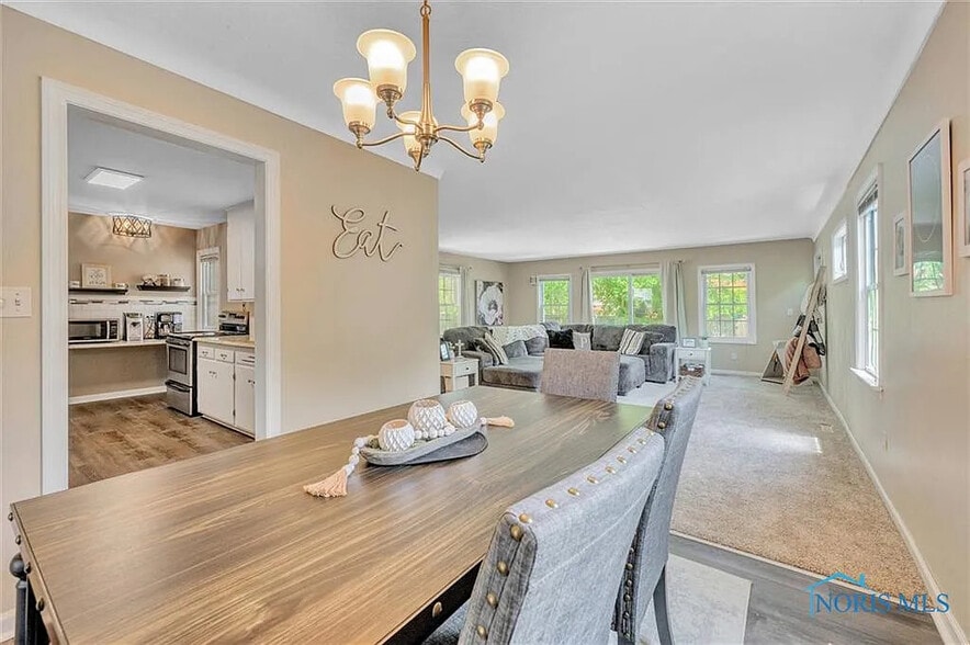 Building Photo - 2528 Aldringham Rd