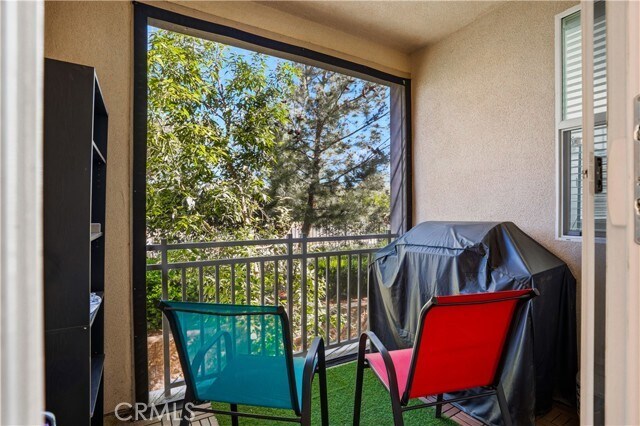 Building Photo - 609 Savi Dr