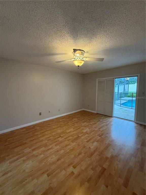 Building Photo - 3727 Dunwich Ave