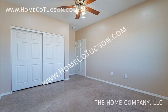 Building Photo - 5704 E Hermans Rd