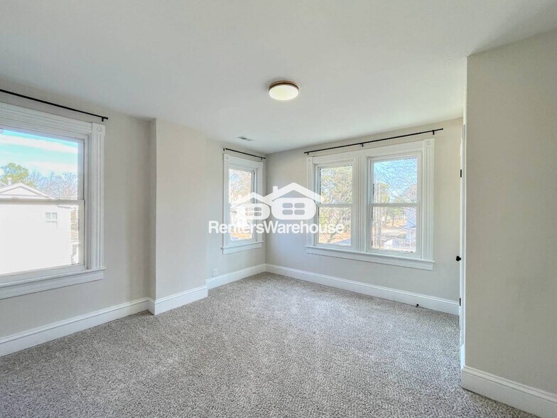 Building Photo - 500 Maryland Ave