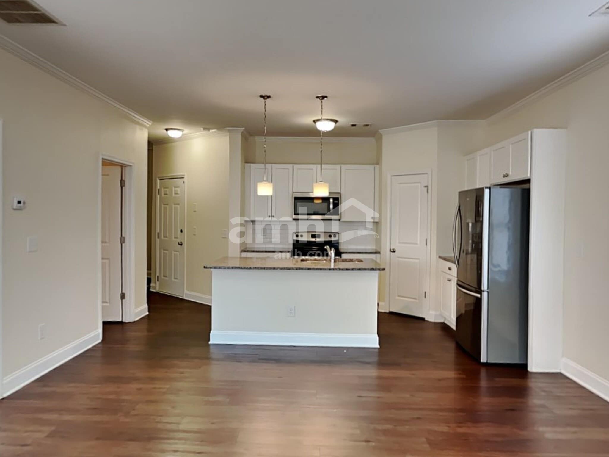 Building Photo - 2474 Beal St