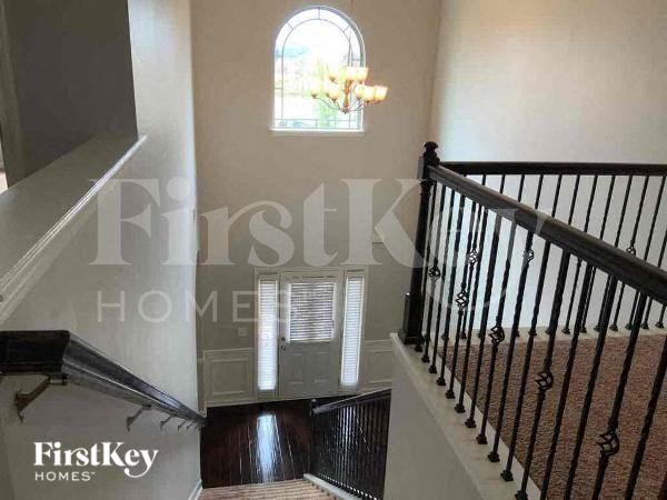 Building Photo - 165 Shenandoah Dr