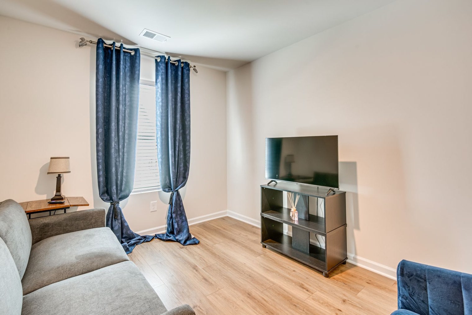 Building Photo - 4252 Notting Hill Dr SW