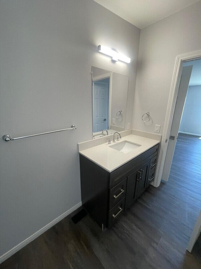 Building Photo - 32373 Chiricahua Dr