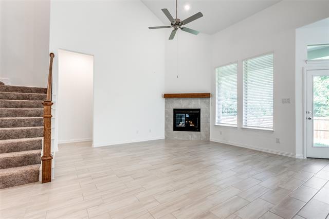 Building Photo - 8129 Lindheimer Ln