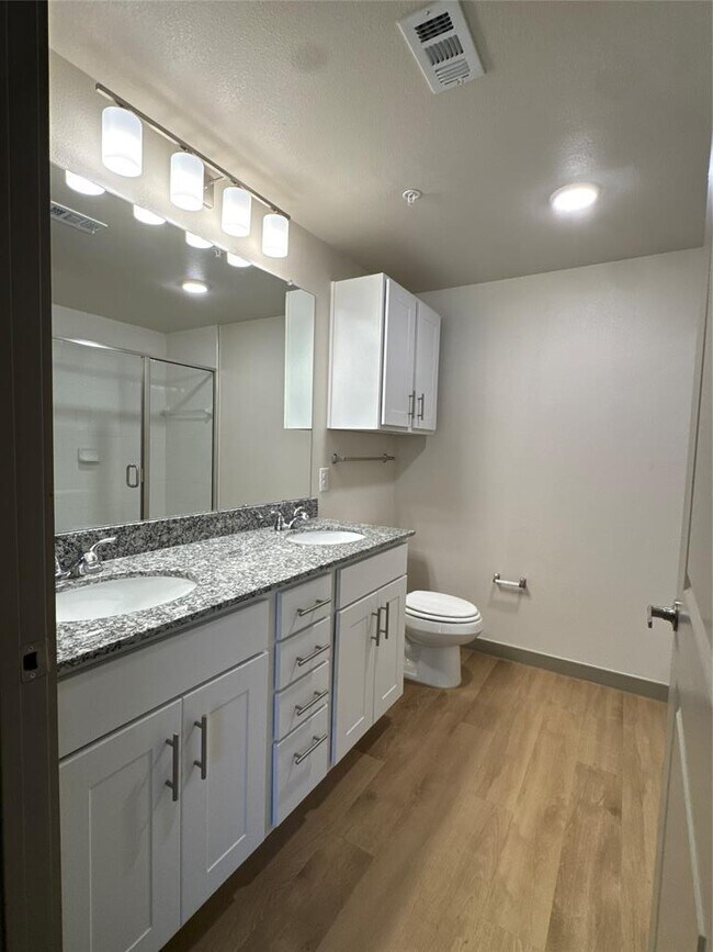 Building Photo - 691 Union Chapel Rd