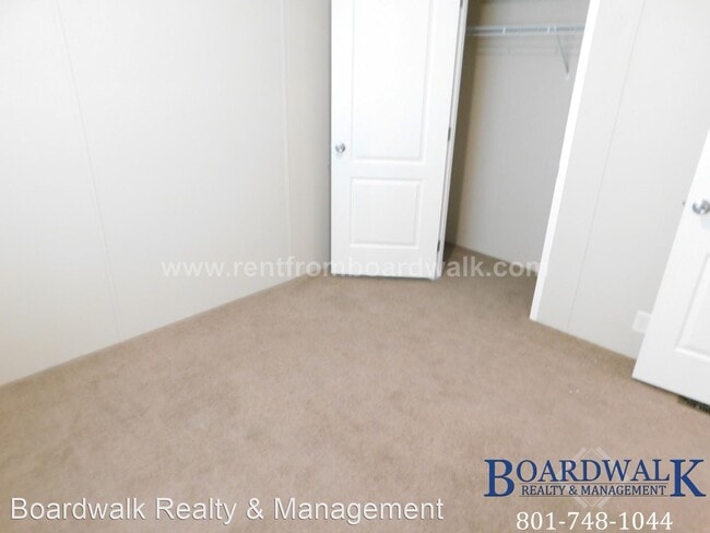 Building Photo - 3114 S 200 E