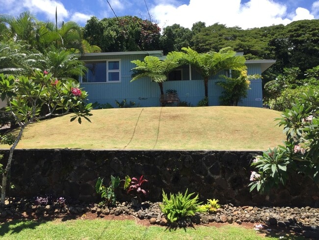 Building Photo - Pet Friendly Kaneohe House with Bay Views