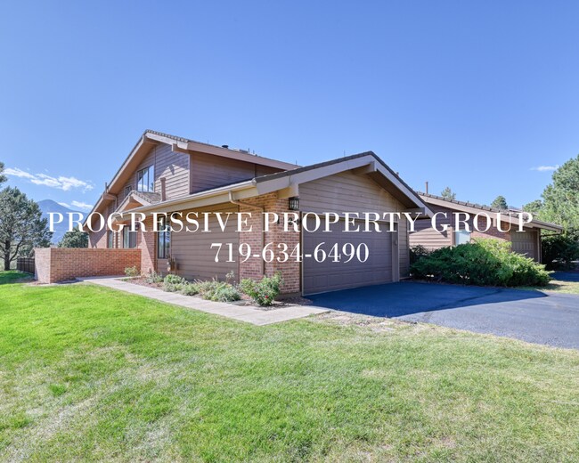 Building Photo - 1120 Hill Cir
