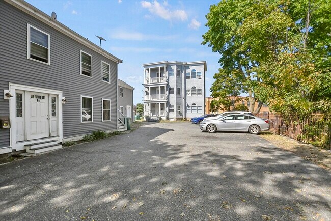 Building Photo - 87 Broad St