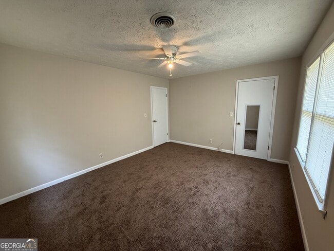 Building Photo - 602 Hillcrest Pkwy