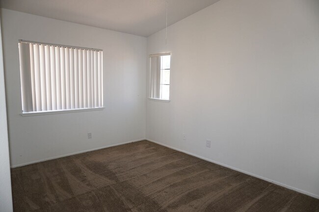 Building Photo - 25955 La Barca Rd