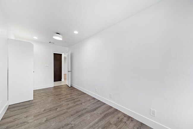 Building Photo - 4364 Toland Way
