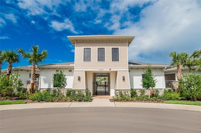 Building Photo - 2546 Warren Acrs Blvd