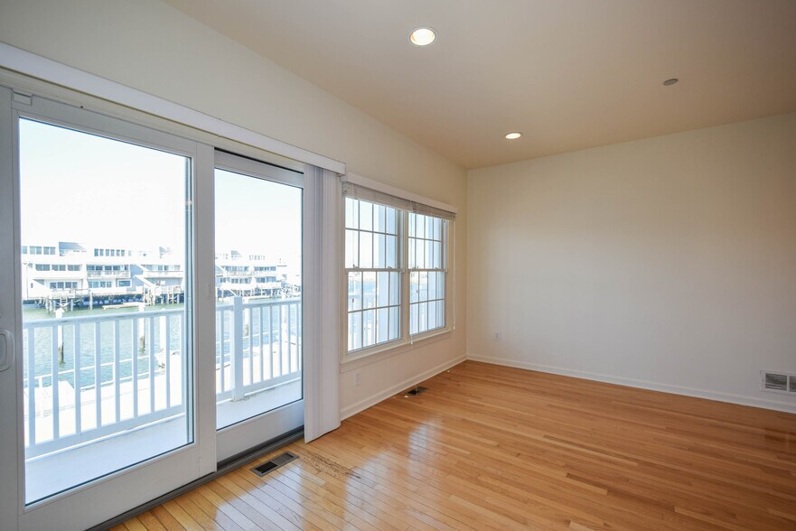 Building Photo - 67 Chelsea Ct