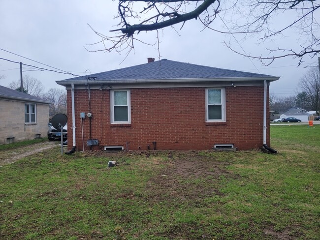 Building Photo - 1659 N Tibbs Ave