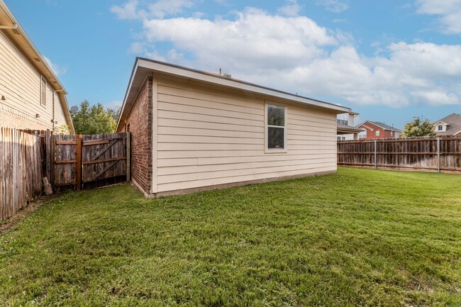 Building Photo - 12044 Ringtail Dr