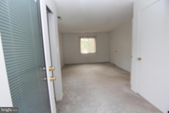 Building Photo - 2114 Aspen Dr