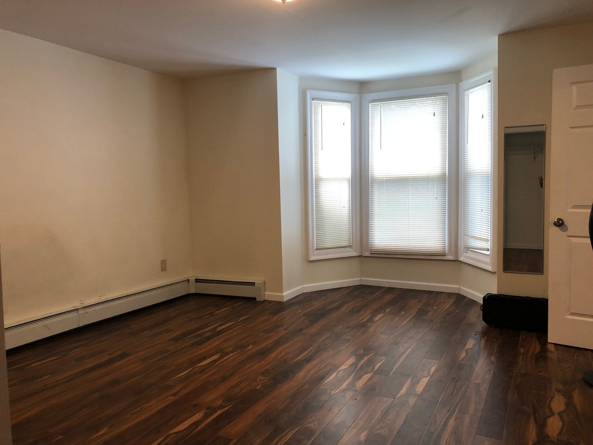 Building Photo - 1609 US-9W