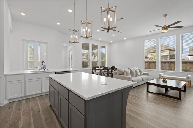 Building Photo - 7602 Zinnia Blossom Ln