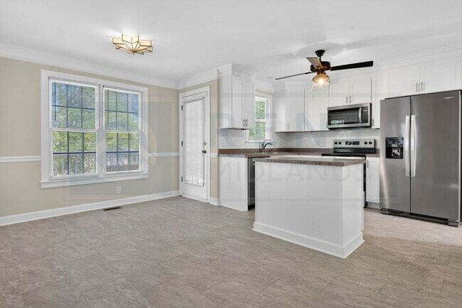Building Photo - House in Northeast Columbia