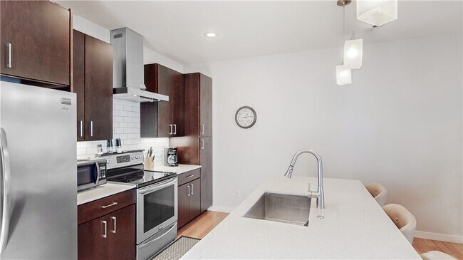 Building Photo - 167 M.L.K. Jr Blvd