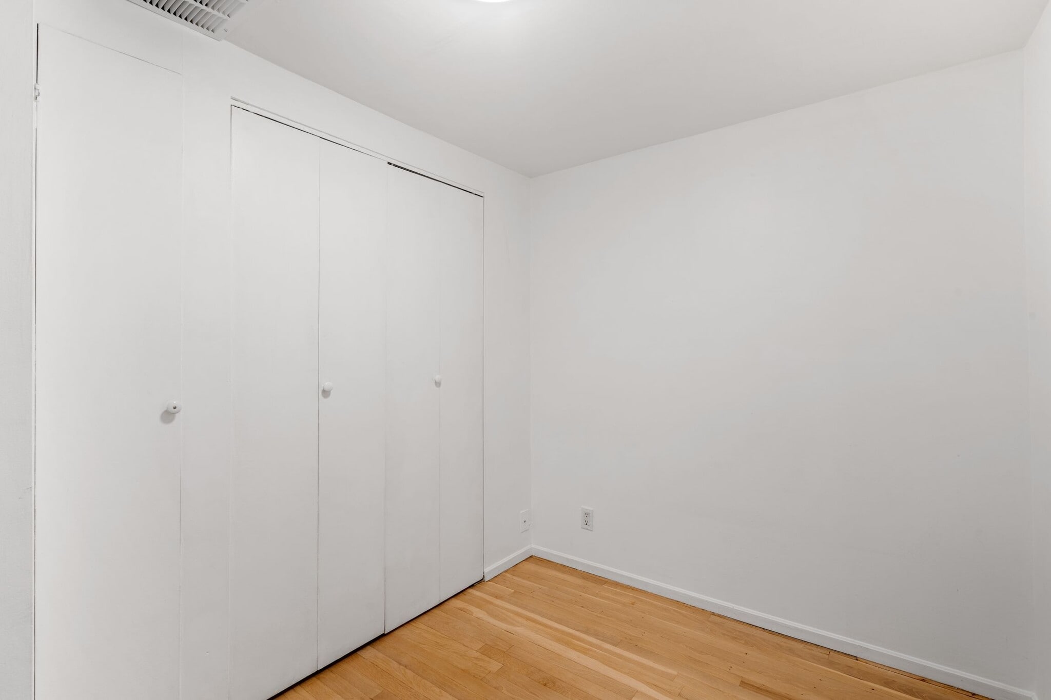 Building Photo - 103 Marlborough St