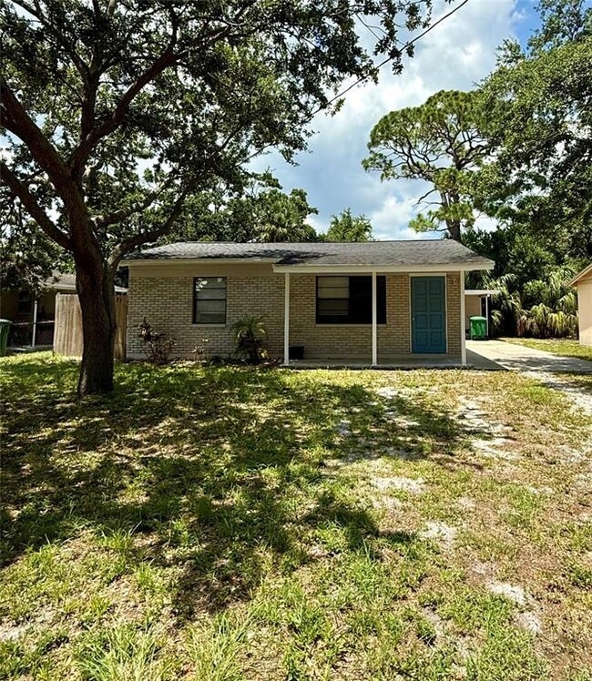Primary Photo - 2805 W Wallace Ave