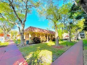 Building Photo - 257 S Cypress Rd