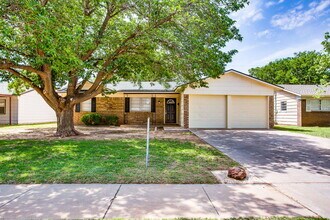 Building Photo - Cute Three Bedroom in Established Area!