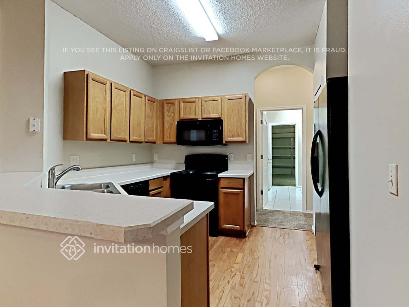 Building Photo - 2430 Leaning Pine St