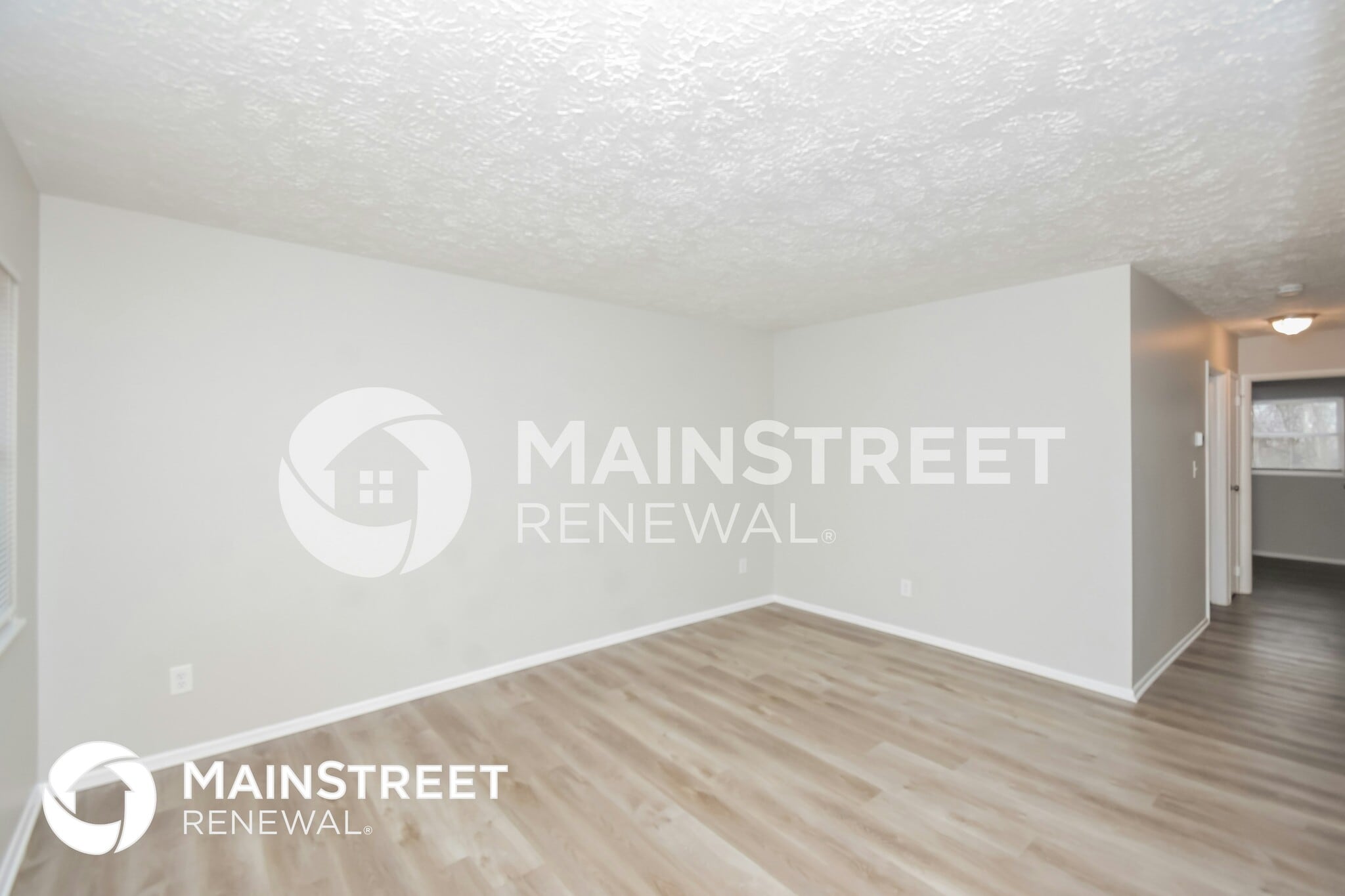 Building Photo - 9413 Rochelle Dr