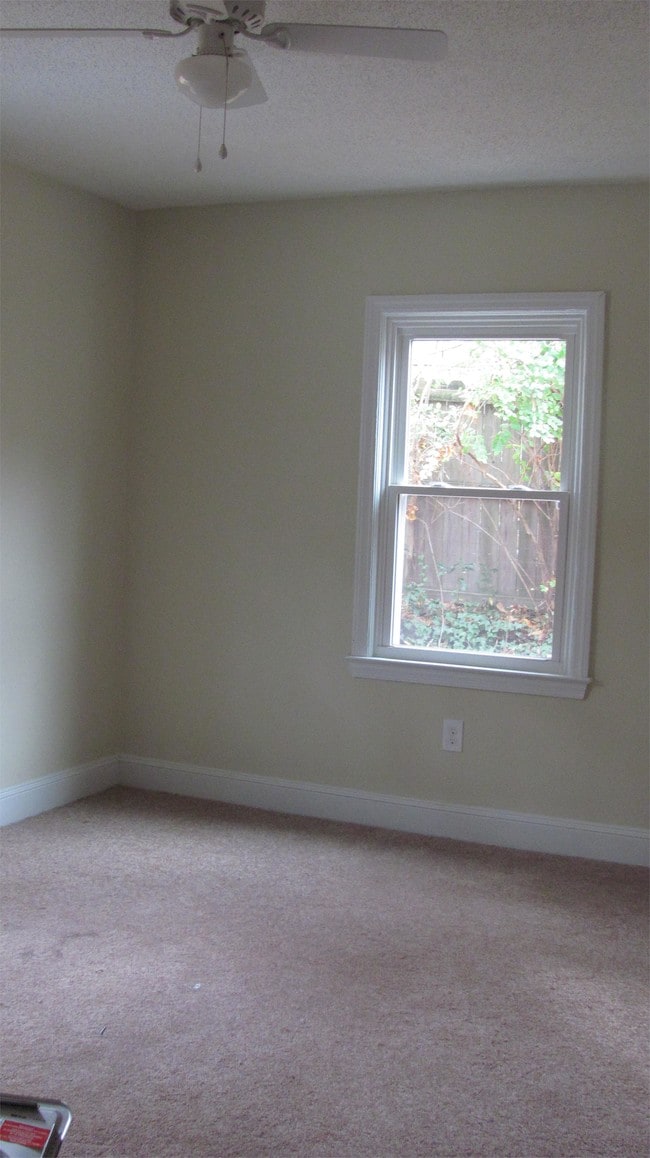 Building Photo - 950 McKimmon Rd