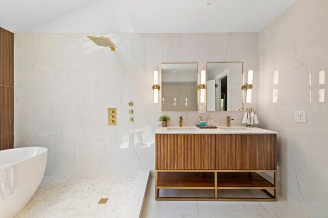 Building Photo - 2A Cherry Ln