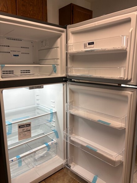 Building Photo - 23 Saint David St