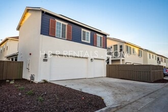 Building Photo - 3024 Ellis Town Dr