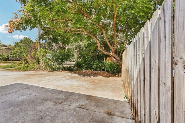 Building Photo - 1601 Triangle Ave