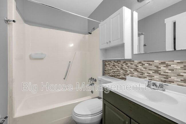 Building Photo - 3387 Ryon Ct